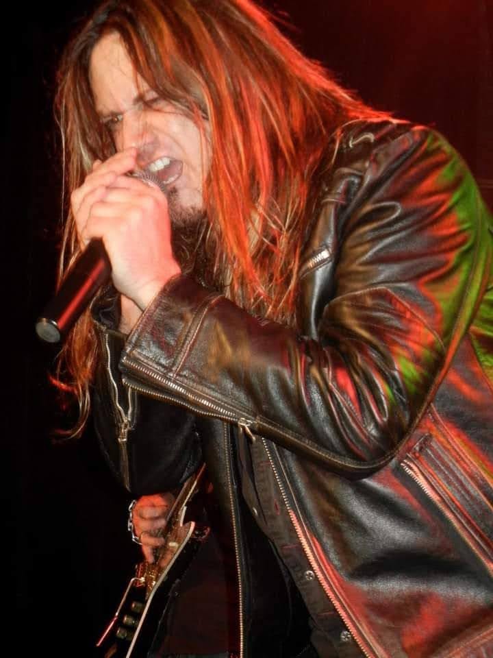 Voice in red light