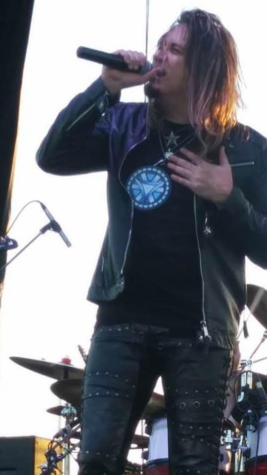 A voice outdoors