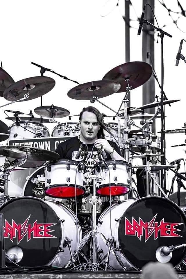 Behind the Banshee kit